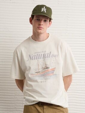 NWT American Eagle Boxy Men’s Anheuser Busch T-Shirt in Cream. Size XXL